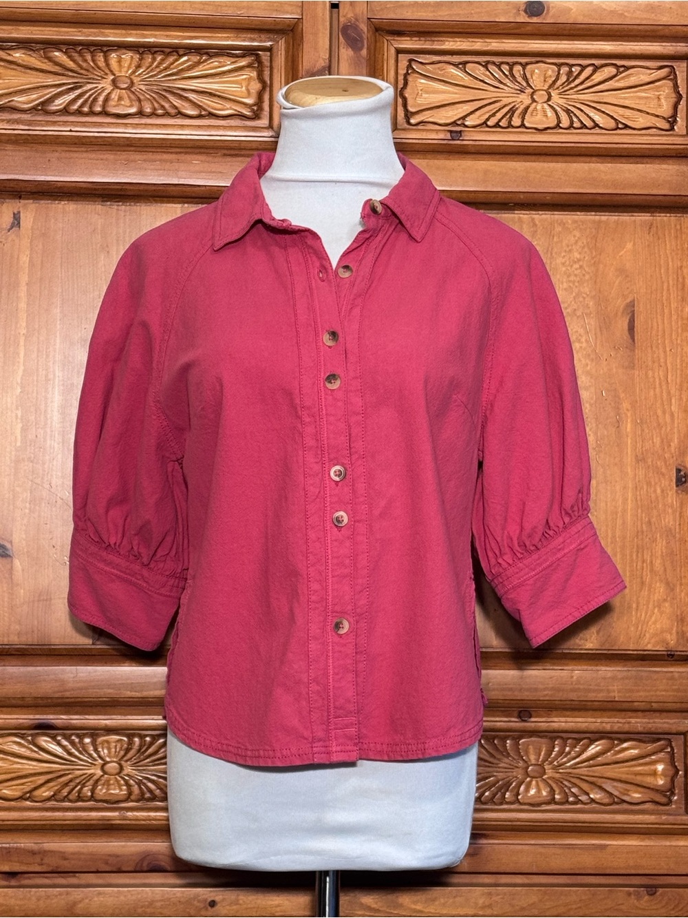 We The Free Button-Front Puff Sleeve Shirt in Berry Red